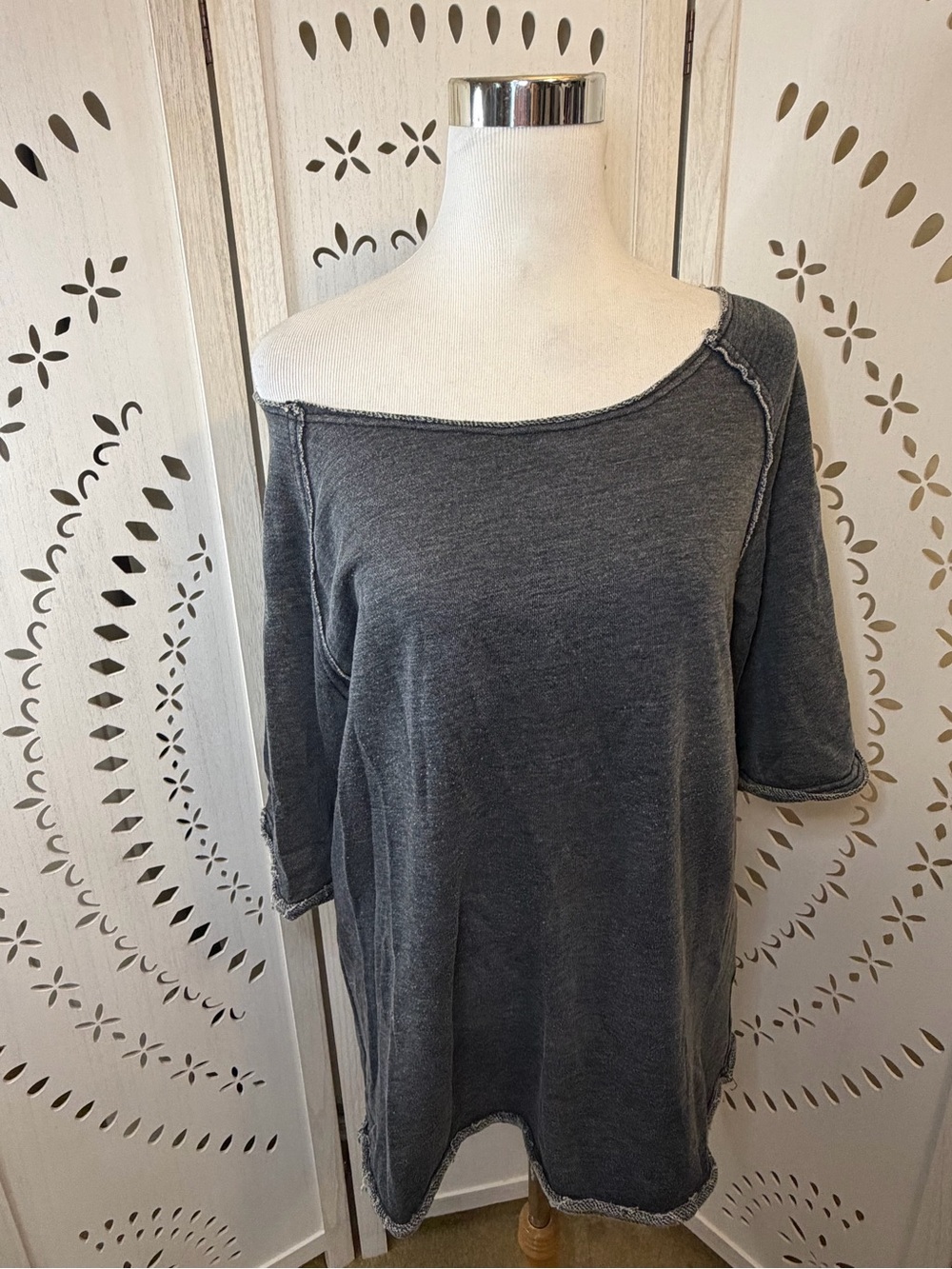Off Shoulder Short Sleeve Sweatshirt